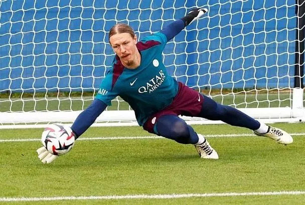 «Он не сломался»: Колобков оценил игру Сафонова за «ПСЖ» 