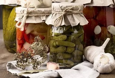 Огурцы по-болгарски на зиму: несложный хрустящий рецепт от «Едим Дома»