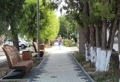 Зеленую зону благоустраивают по нацпроекту в селе Коноково Успенского района