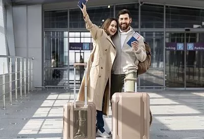 Московские туристы уже больше 6 часов не могут долететь до Турции
