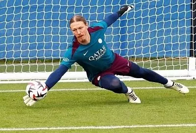 Черчесов объяснил, какое понимание дает вратарь Сафонов европейцам