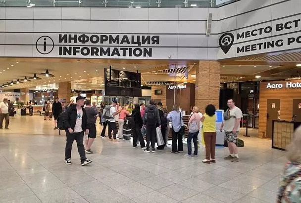 Более 100 рейсов задерживаются в аэропорту Сочи