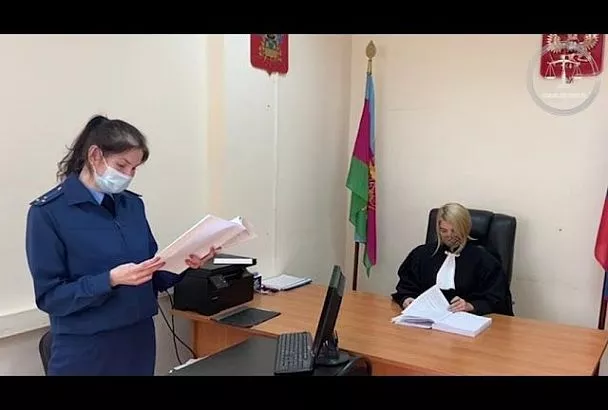 Суд прекратил уголовное дело в отношении мужчины, сбившего на электросамокате двухлетнюю девочку в Сочи