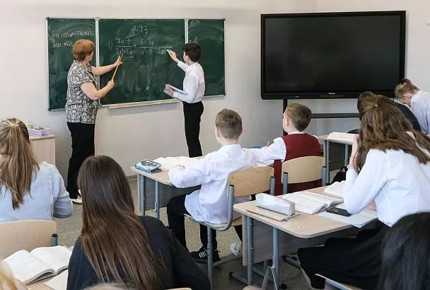 Более 800 новых учителей придут работать 1 сентября в школы Краснодара
