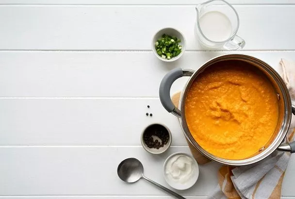 Такую кабачковую икру можно дарить родным в качестве подарка - такая получается вкусная!