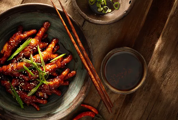 Лапки по-азиатски с соевым соусом и кунжутом — варю, тушу: с пряным вкусом, полезно для суставов