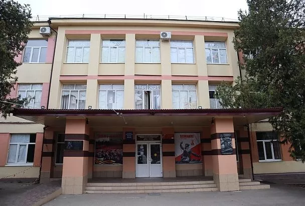 В Армавире по национальному проекту капитально отремонтируют учебный корпус школы