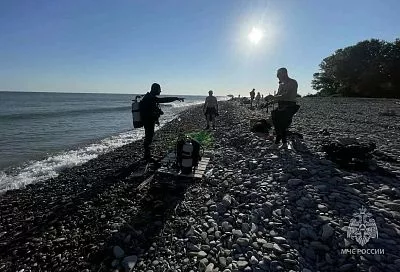 Водолазы ищут пропавшего в море в Сочи туриста