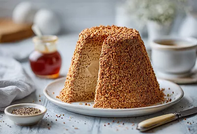 Торт «Муравейник» из 90-х за час – крошим тесто руками, 15 минут в духовке и нежный как облако, тает во рту