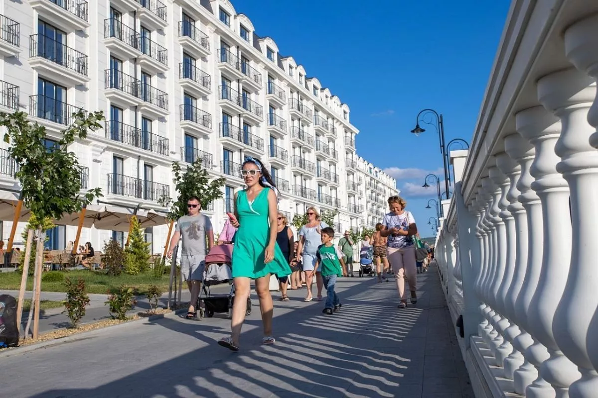 Белая набережная Белая набережная