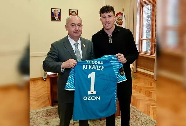 Голкипер «Краснодара» Агкацев получил Почетную грамоту от Парламента Северной Осетии - Алании
