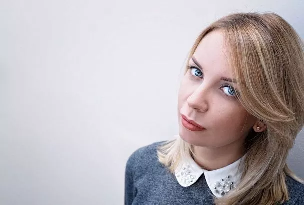 Выкинула все покупные бальзамы для губ - пользуют только натуральными средствами. Губы теперь мягкие и нежные, как персик