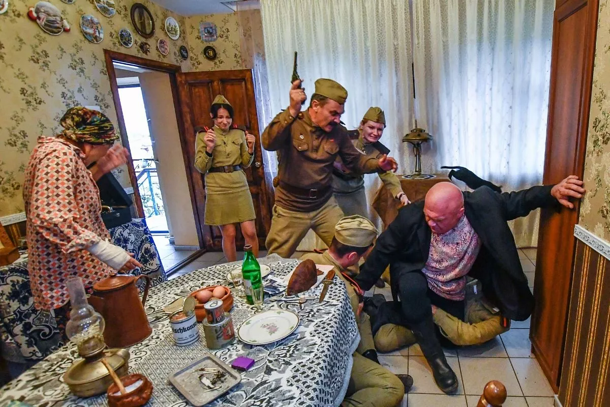 В ходе операции предполагаемый преступник был обнаружен и задержан.