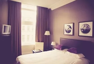 Это не только про красоту: как изменится ваша жизнь, если вы купите, наконец, плотные шторы