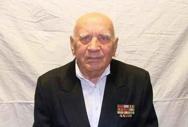 Вениамин Кондратьев поздравил со 104-летием ветерана Великой Отечественной войны из Новороссийска