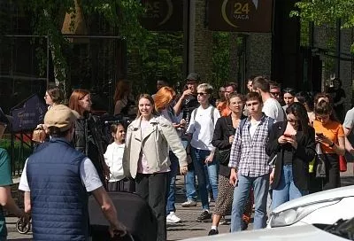 Опрос показал, какие официальные праздники жители Краснодара считают самыми важными