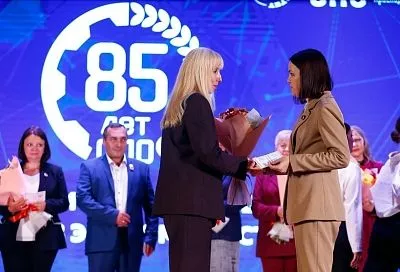 Анна Минькова поздравила педагогов и студентов с 85-летним юбилеем системы среднего профессионального образования