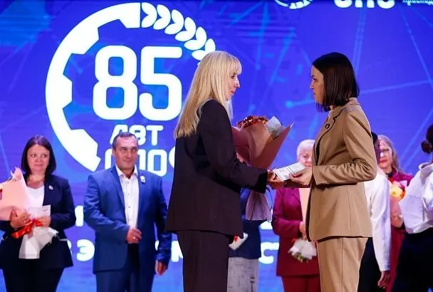 Анна Минькова поздравила педагогов и студентов с 85-летним юбилеем системы среднего профессионального образования