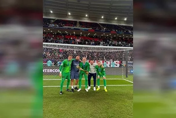 Футболку Матвея Сафонова с финала Межконтинентального кубка продали на аукционе за 2650 евро