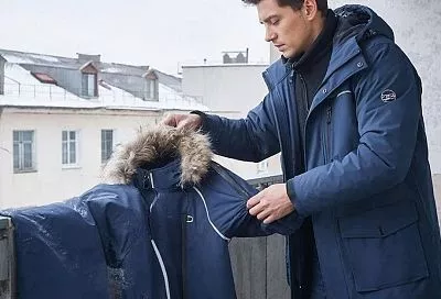 Как быстро и без химчистки обновить зимнюю куртку: рецепт с содой, солью и нашатырным спиртом