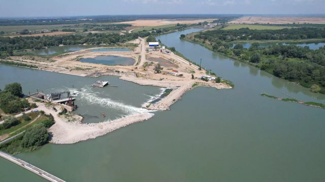 На Федоровском гидроузле в Абинском районе начали обустраивать вахтовый поселок