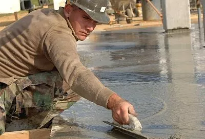 Белорусский цемент для стройки: как рекордный выпуск в 2026 году помогает сэкономить на бетоне и фундаменте