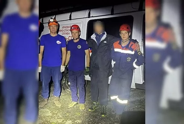 Спасатели нашли заблудившегося туриста в горах Красной Поляны