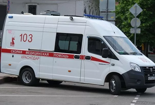 Легковушка влетела в маршрутку в Краснодаре. Есть пострадавшие