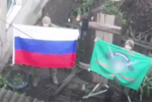 Минобороны РФ показало кадры из освобожденного в ДНР села Ровного