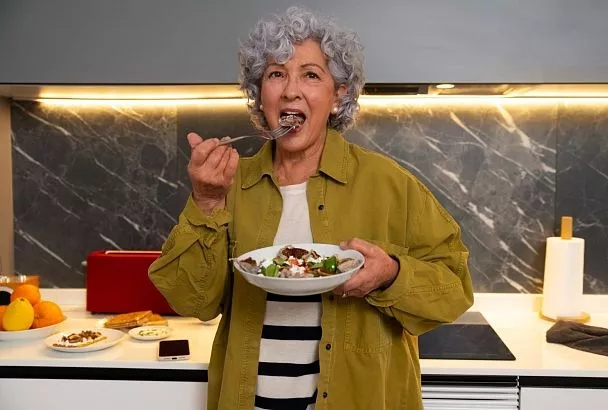 Четыре основных принципа правильного питания для людей старше 50 лет