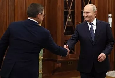 Владимир Путин встретился с секретарем генсовета «Единой России» Владимиром Якушевым