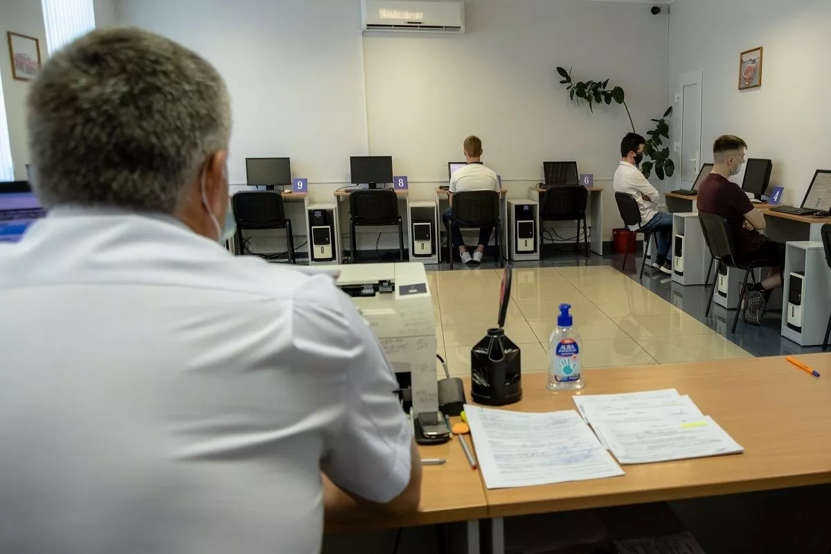 Правила сдачи экзаменов на водительские права изменились в России
