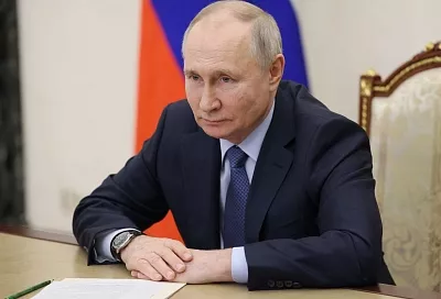 Путин подписал новый закон о призывах к санкциям