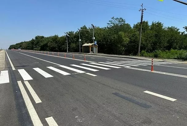 Участок дороги Армавир – Курганинск ремонтируют в Новокубанском районе