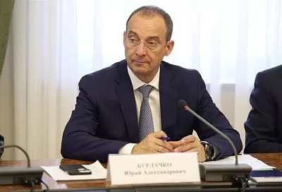 Юрий Бурлачко: «Ключевыми отраслями экономики Новопокровского района являются сельское хозяйство и промышленность»