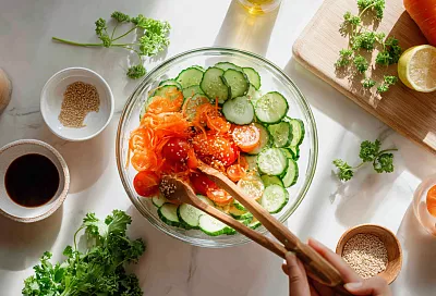 Овощной салат для похудения вместо ужина: лёгкий, вкусный и за 15 минут