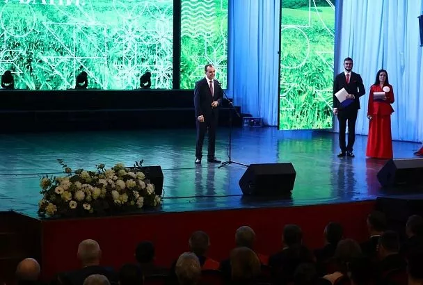 Губернатор Вениамин Кондратьев наградил лучших животноводов Краснодарского края