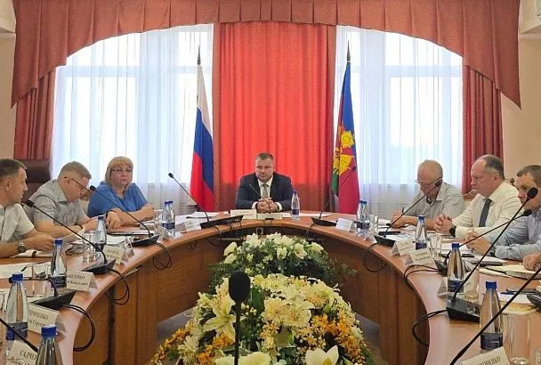 Кубанским фермерам из пострадавших от засухи районов помогут подготовиться к осенней посевной кампании