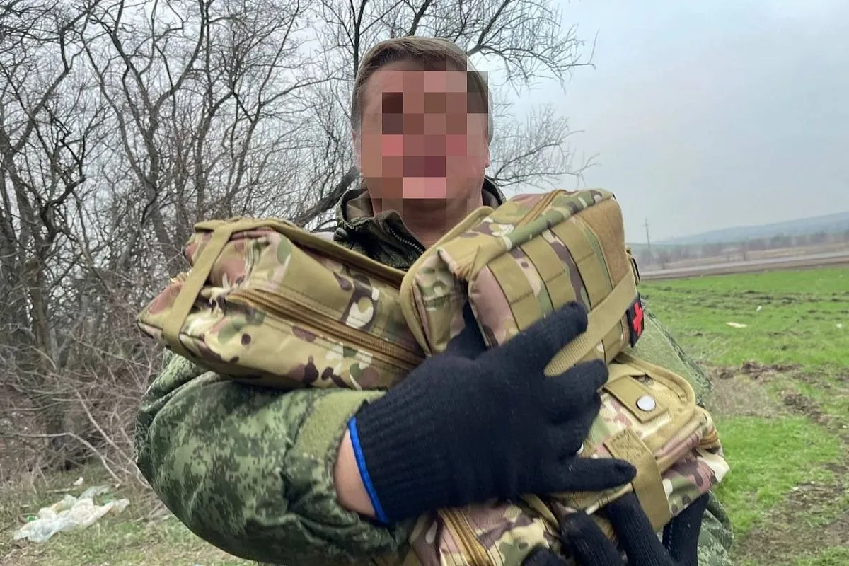 Бойцы на передовой всегда радуются аптечкам, собранным краснодарскими медиками. Бойцы на передовой всегда радуются аптечкам, собранным краснодарскими медиками.
