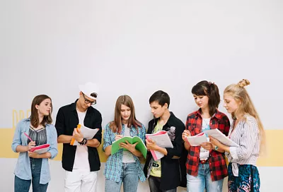 Почти 6,5 тысяч студентов начнут обучение по топовым программам в сфере ИИ и IT в 2026 году