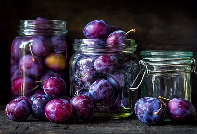 Фирменные маринованные сливы: секретный рецепт из маминой кухни