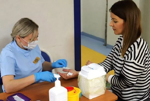 На Кубани в школах сахарного диабета прошли обучение более 34,4 тыс. человек с таким диагнозом