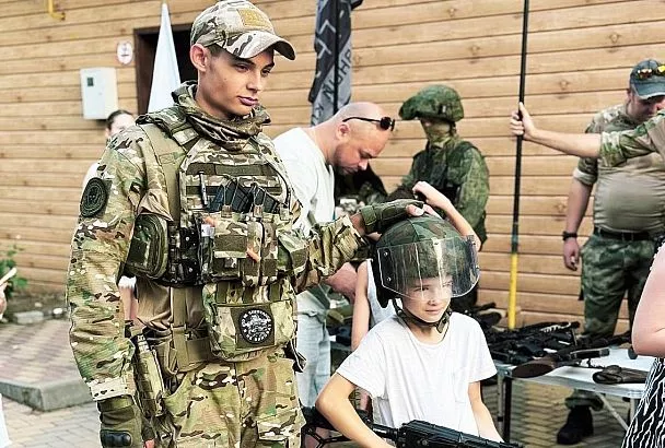 Волонтеры приняли участие в патриотическом фестивале, который прошел в Кореновском районе