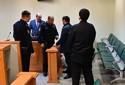 Экс-следователь СК осужден на 7 лет за взятку в 1 млн рублей на Кубани