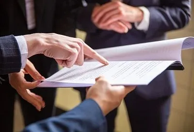 Правительство внесло в Госдуму проекты об освобождении тяжелобольных