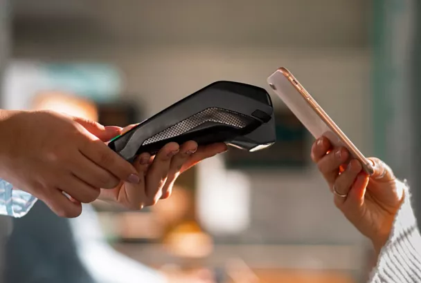 Объём операций через Систему быстрых платежей вырос в 1,4 раза в 2025 году