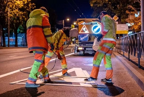 С сентября на 30 участках дорог Краснодара обновили дорожную разметку