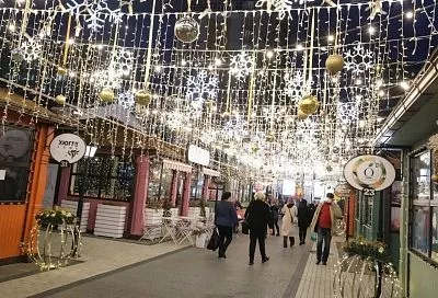 Краснодарцы рассказали, сколько планируют потратить на новогодние подарки