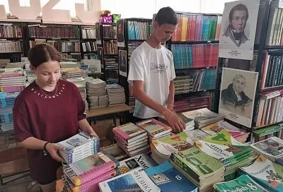 Больше 11 тысяч кубанских подростков трудоустроили за первый месяц летних каникул