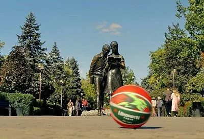 ПБК «Локомотив-Кубань» и его академия поздравили Краснодар с Днем города